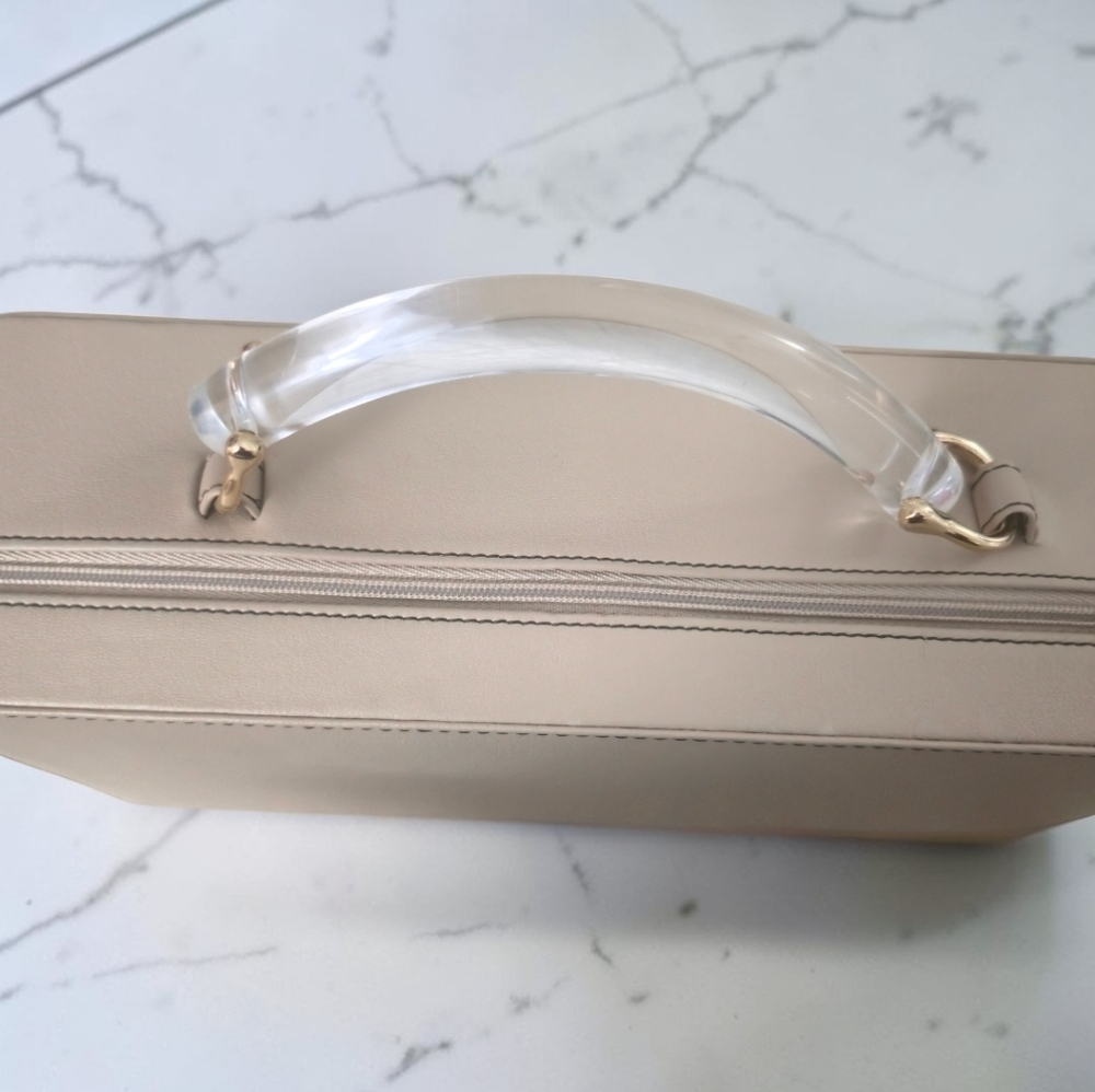 Vintage Estée Lauder Nude Makeup Case Acrylic Handle Retro Vanity Travel Bag - Picture 6 of 8